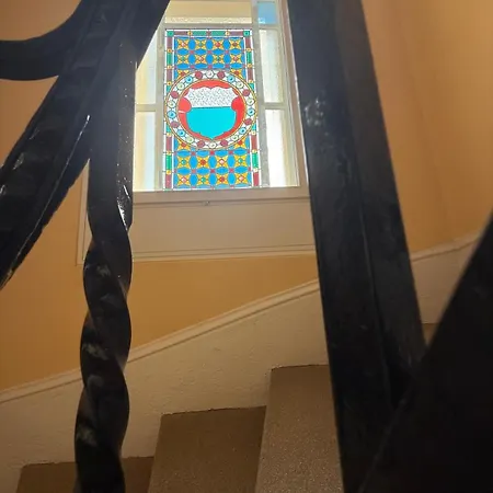 Laura فندق مبيت وإفطار *