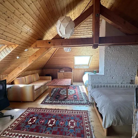 Laura Bed & Breakfast